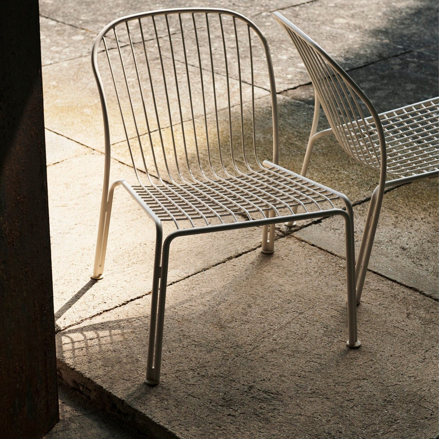 Thorvald SC100 Garten Loungestuhl Elfenbein