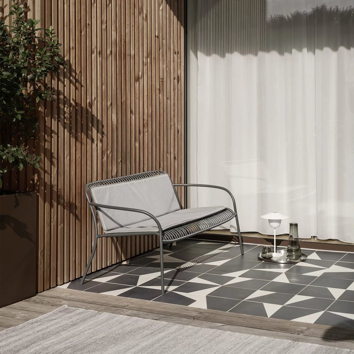 Yua Wire Outdoor Loungesofa Schwarz