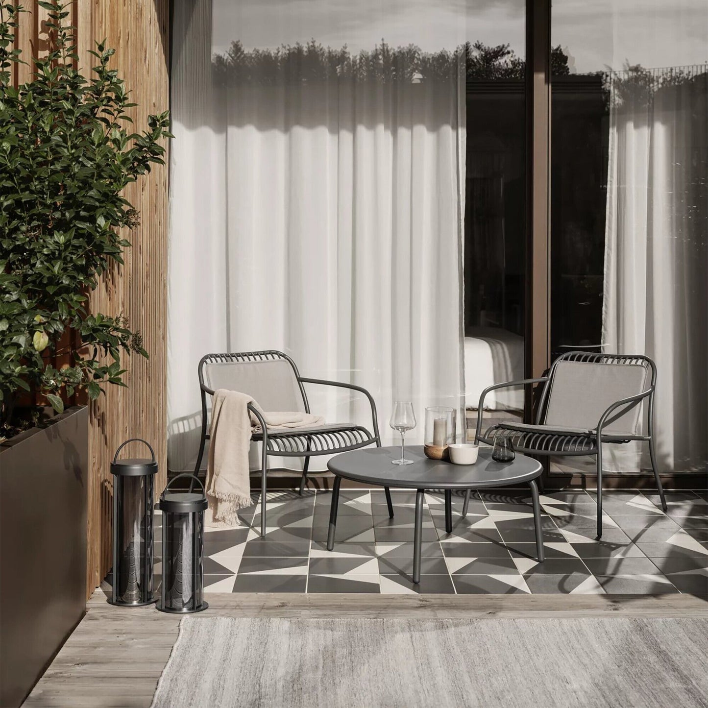 Yua Outdoor Loungetisch Ø 80cm Natur