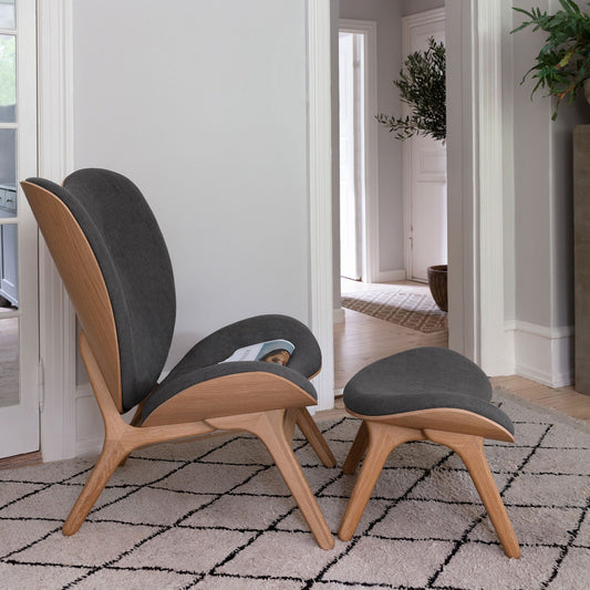A Conversation Piece Ottoman Schwarz