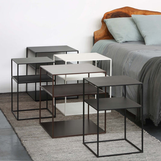 Slim Irony Triplet Beistelltisch 40x40cm mit Metallgitter Schwarz