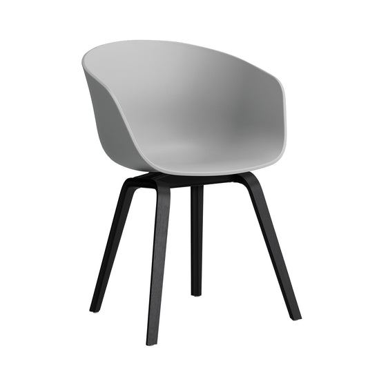 About a Chair AAC 22 2.0 Armlehnstuhl Eiche schwarz lackiert Schwarz