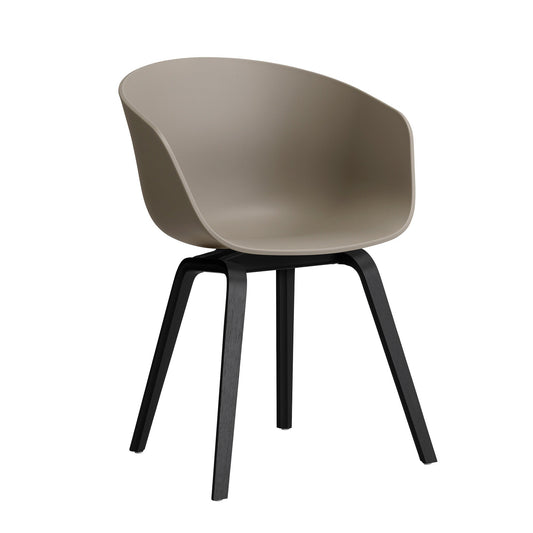 About a Chair AAC 22 2.0 Armlehnstuhl Eiche schwarz lackiert Schwarz