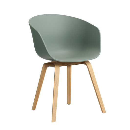 About a Chair AAC 22 2.0 Armlehnstuhl Eiche lackiert