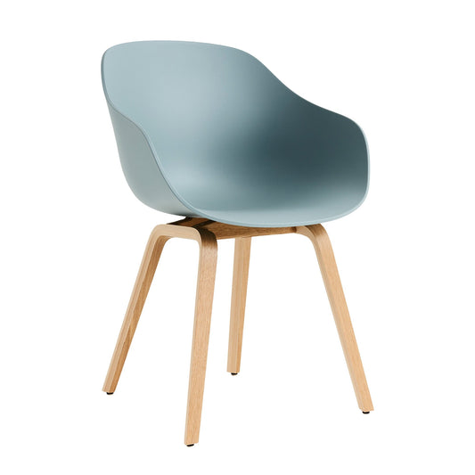 About a Chair AAC 222 2.0 Armlehnstuhl Eiche lackiert