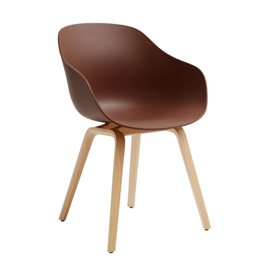 About a Chair AAC 222 2.0 Armlehnstuhl Eiche lackiert