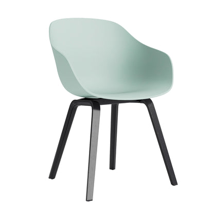 About a Chair AAC 222 2.0 Armlehnstuhl Eiche schwarz lackiert Schwarz