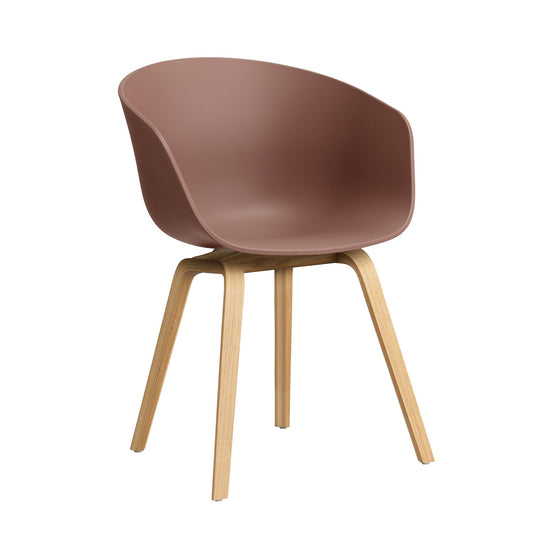 About a Chair AAC 22 2.0 Armlehnstuhl Eiche lackiert
