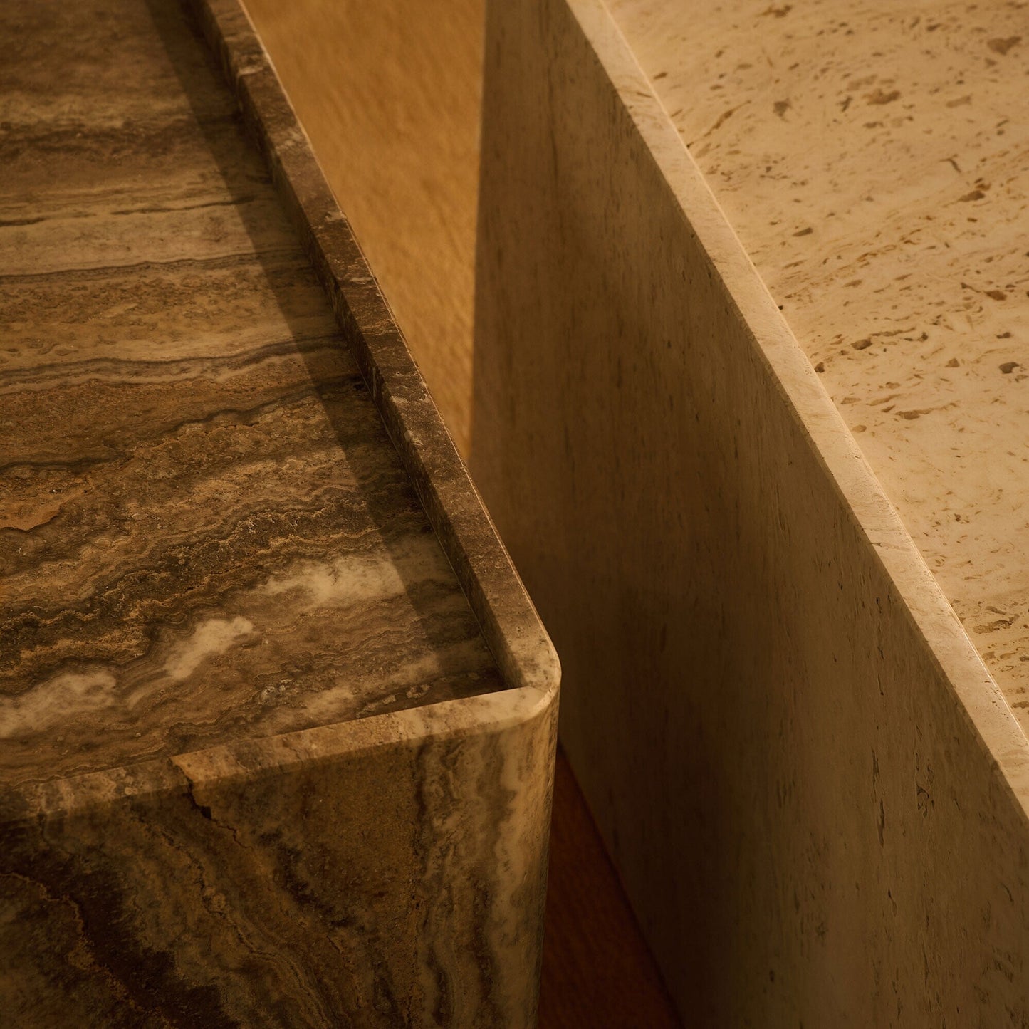 Pietra Beistelltisch L Weiß