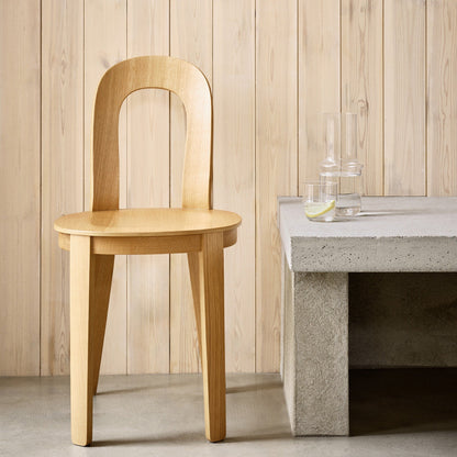 Olivia Stuhl Schwarz