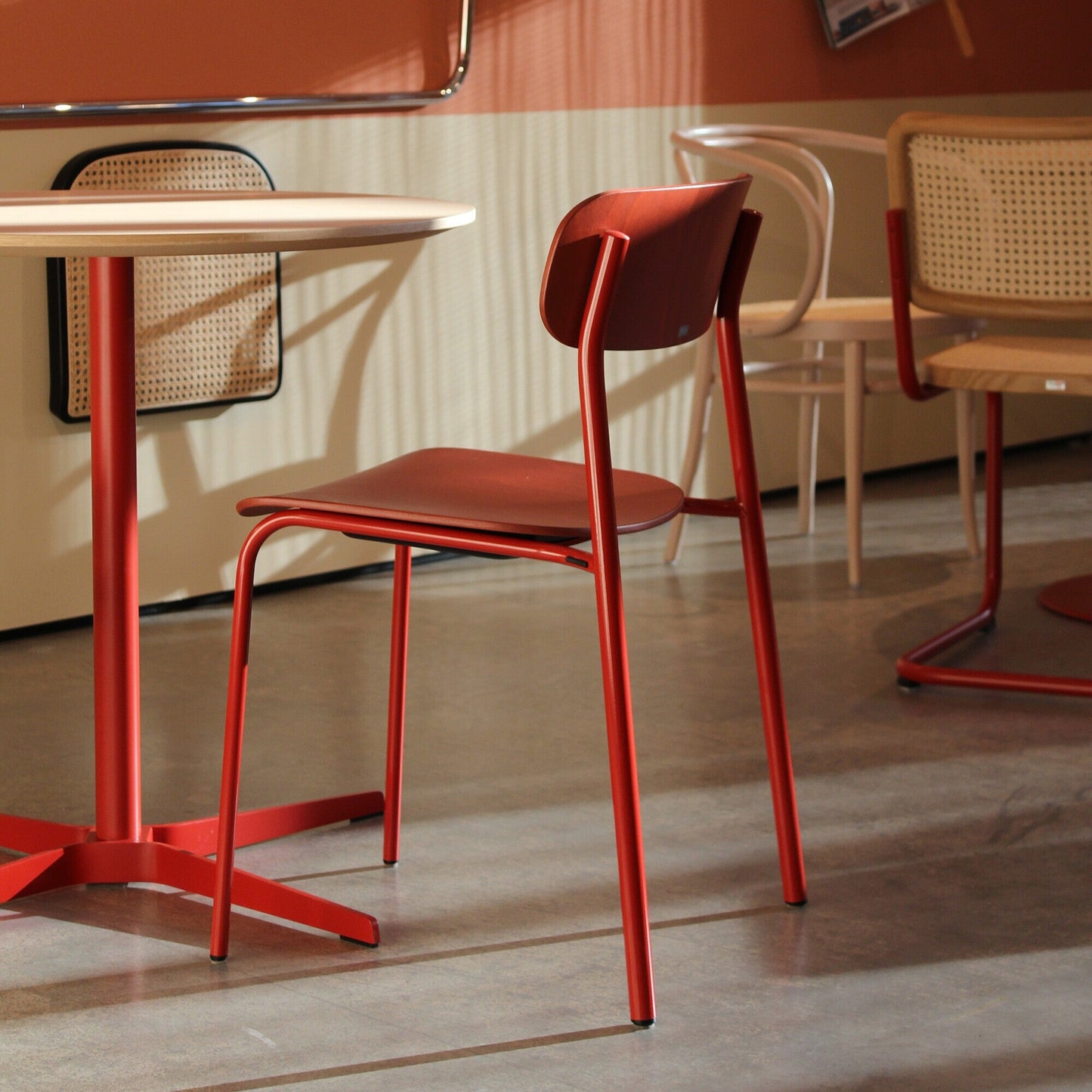 S 243 Stuhl Monochrom Schwarz